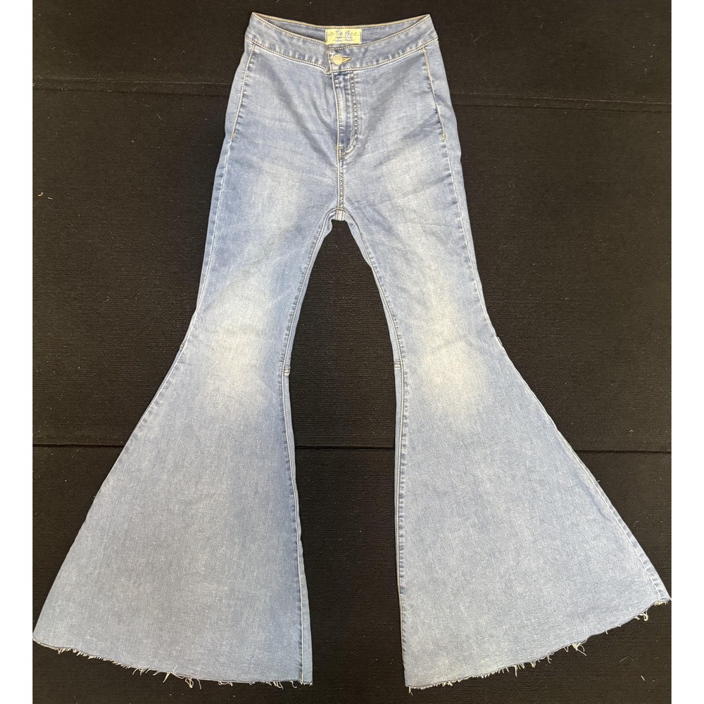 We The Free Free People Jeans 26 Extreme Flare Bell Bottom High Rise Raw Hem - Picture 3 of 14
